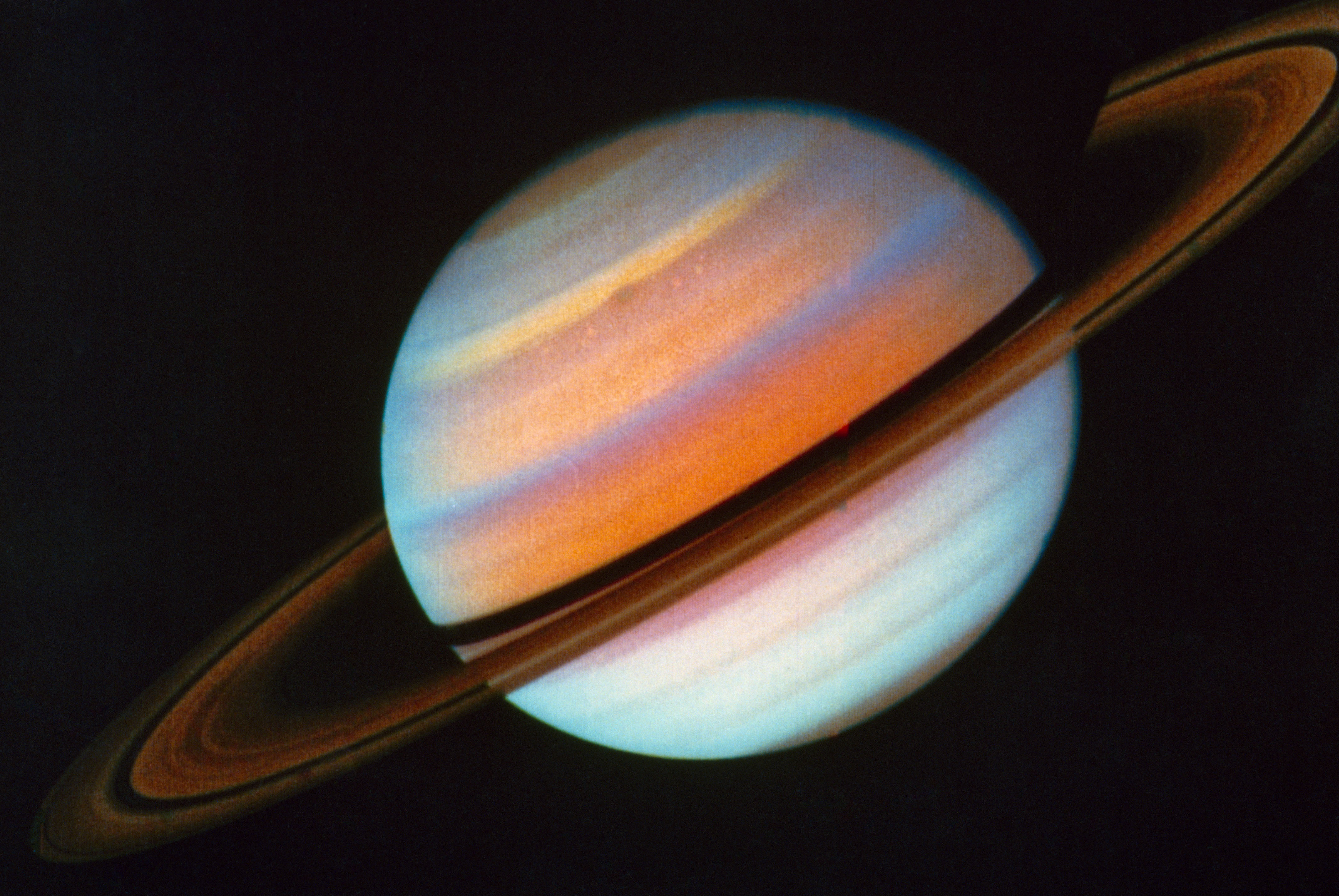 Voyager Saturn
