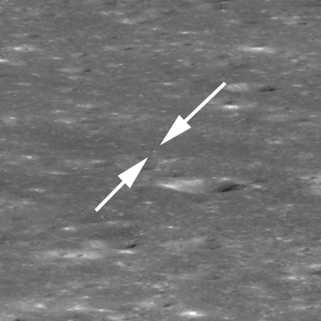 zoomed in view with arrows marking the rover, seen as a dot