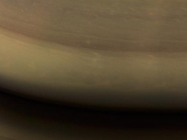 Saturn&#39;s night side