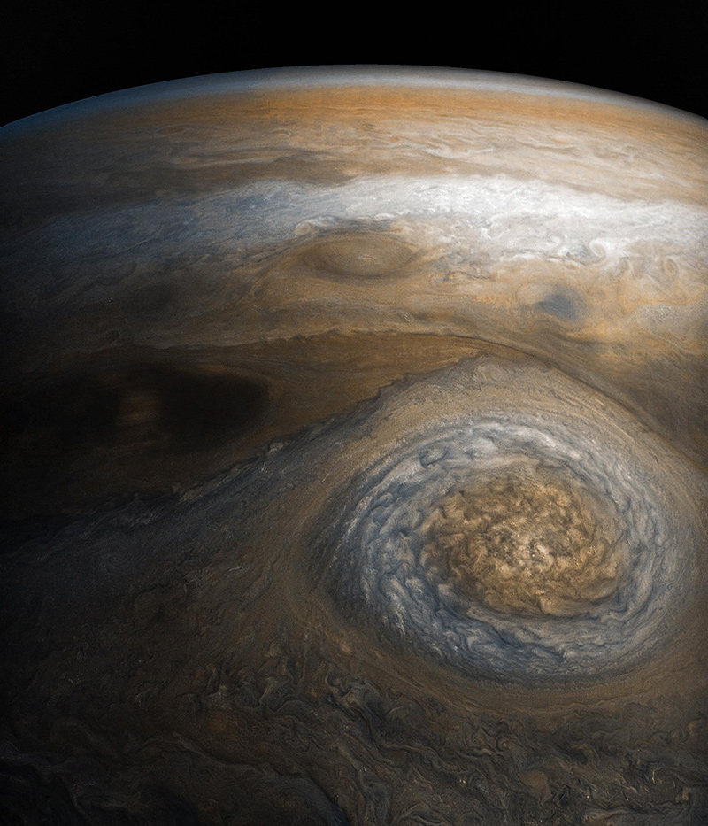 Swirling clouds in Jupiter's atmosphere