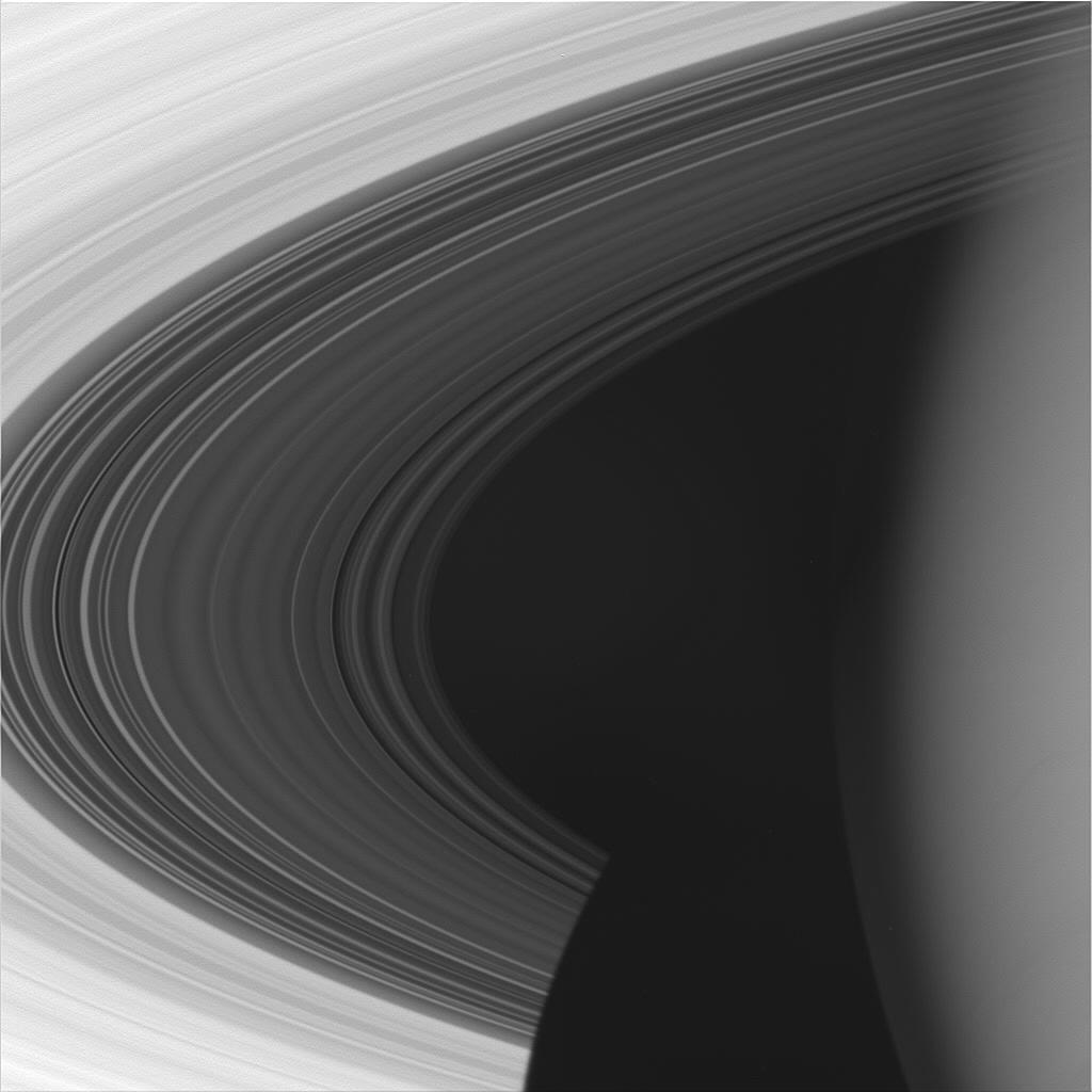 a beautiful image of Saturn and its rings 