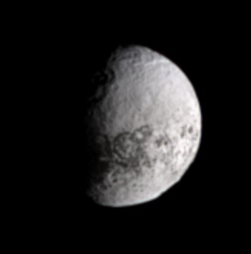 Saturn's moon Iapetus