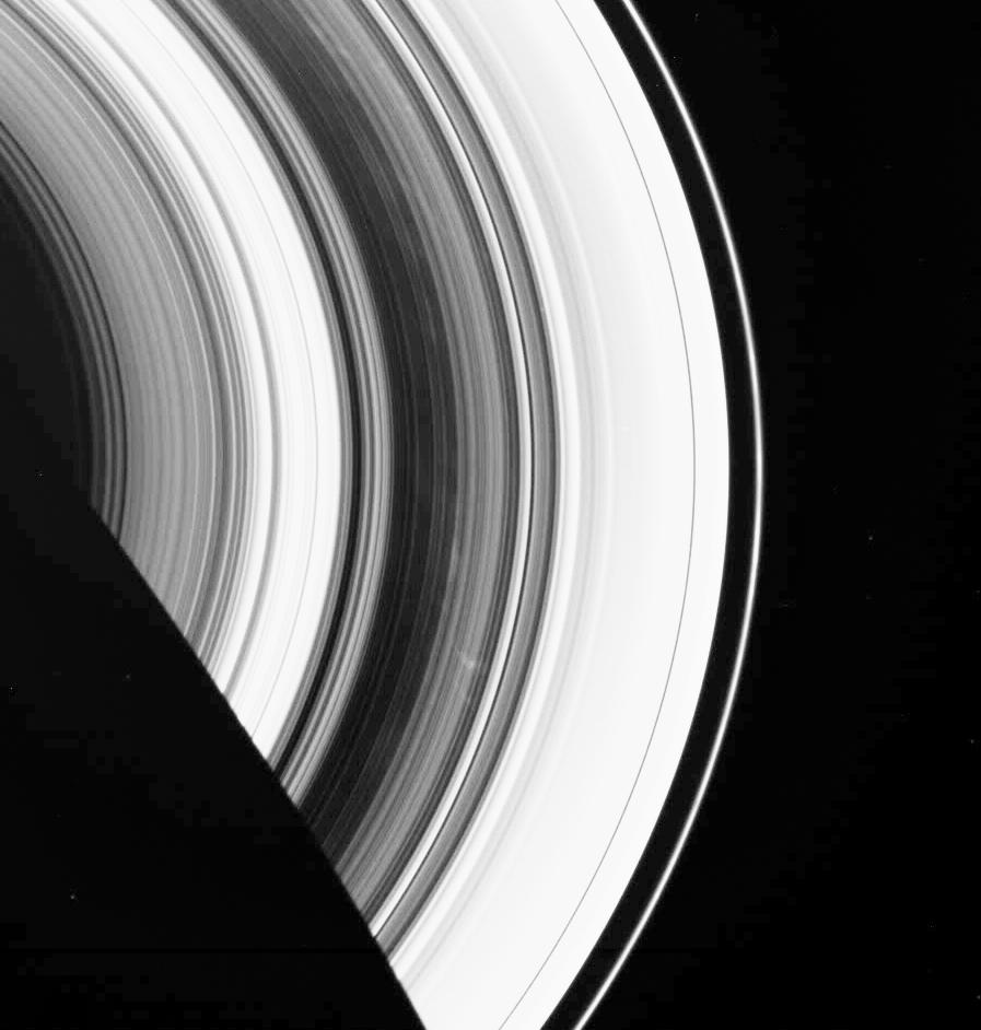 Faint spokes in Saturn's B ring