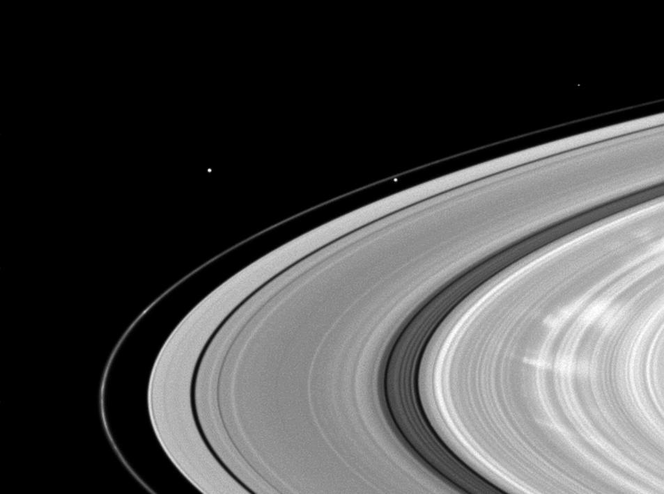 Bright spokes grace Saturn's B ring
