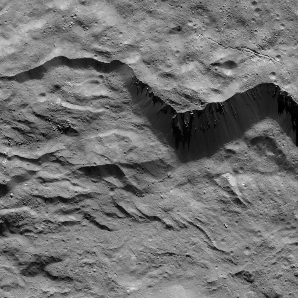 Mass Wasting Features Along Occator Crater's Rim