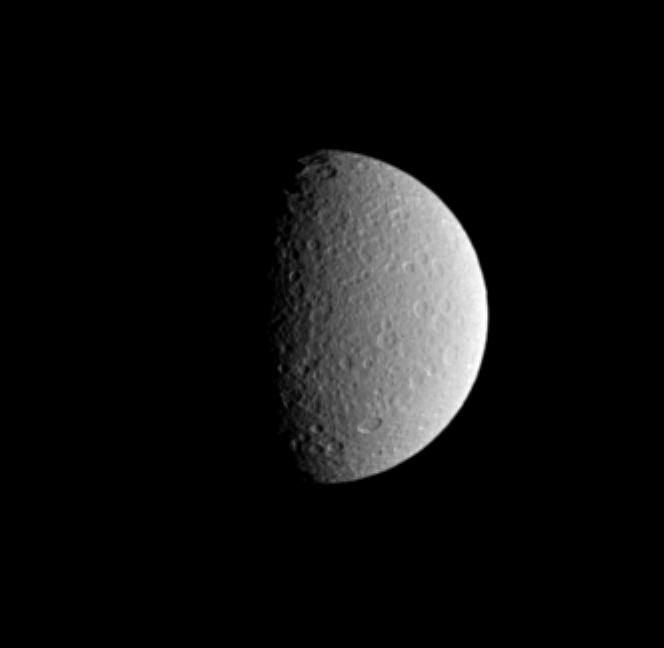 Image of the moon Rhea