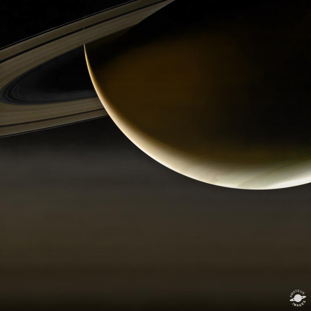 Crescent Saturn, based on the raw image from Cassini W00087155.jpg