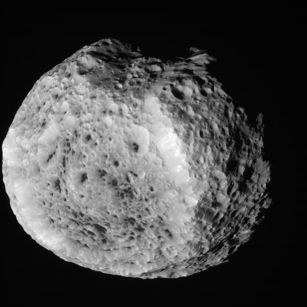 Hyperion, Close Up