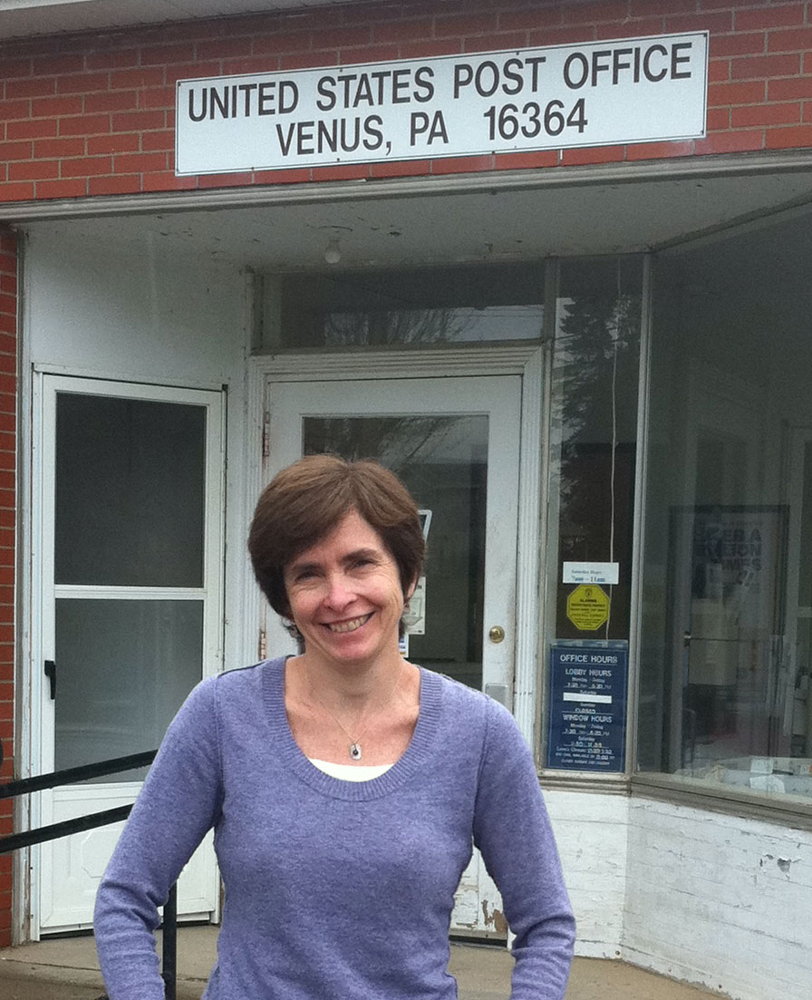 Sue standing in front of the Venus, Pennsylvania, post office
