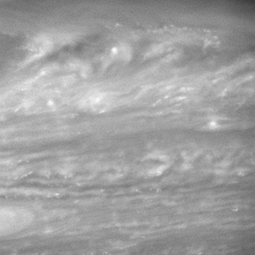 A detailed view of Saturn's dynamic atmosphere