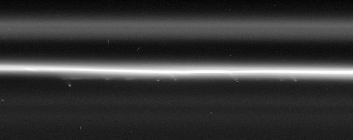 Multiple faint, streamer-like objects in the F ring's bright core
