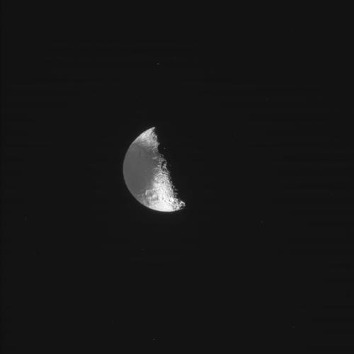 Raw image of Iapetus taken by Cassini