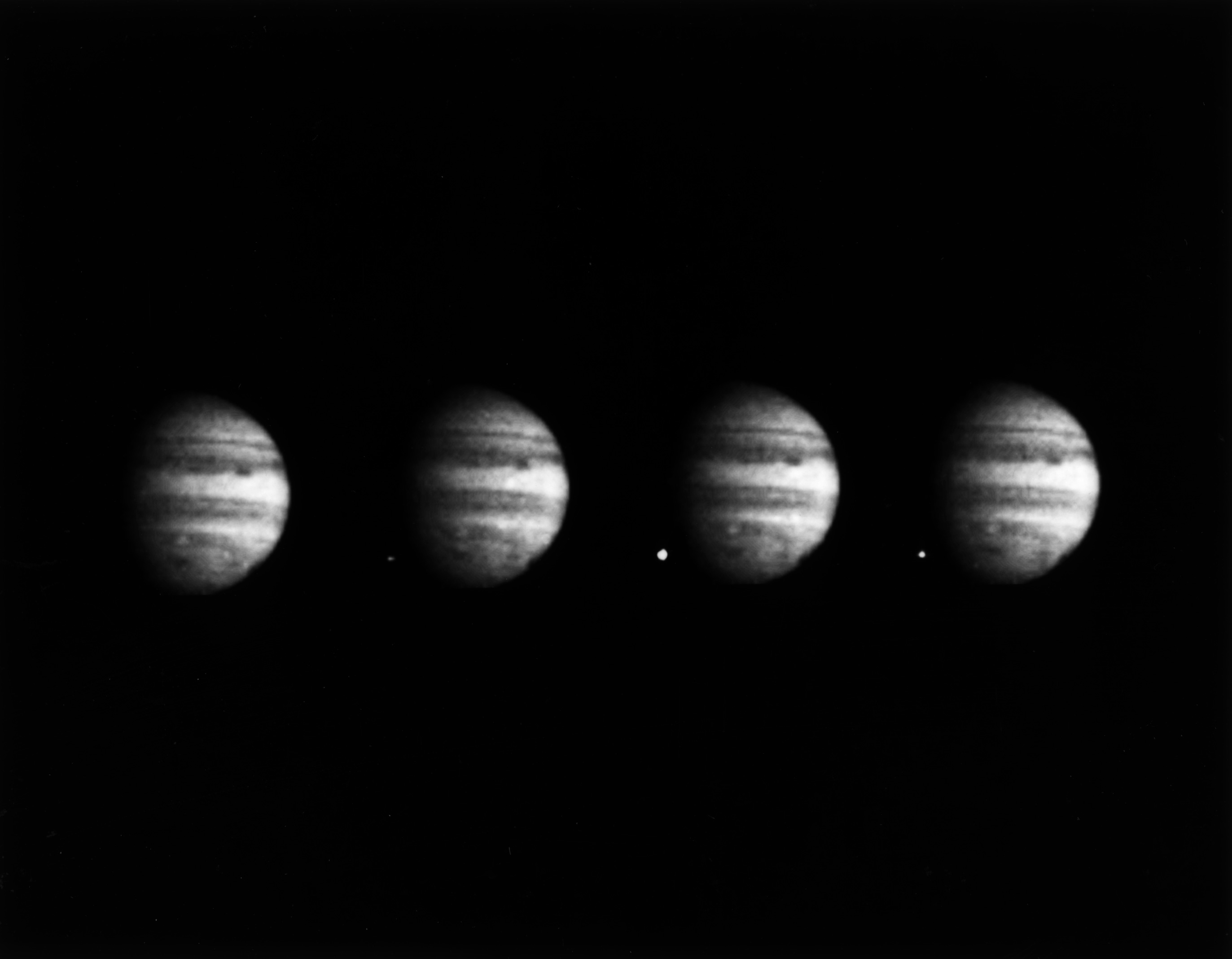 Modstander Forløber Symposium Comet Shoemaker-Levy 9 Fragment W Impacts Jupiter (1994) | NASA Solar  System Exploration