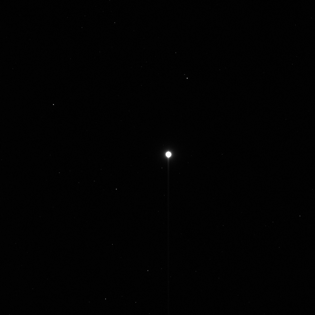 Dawn's First Glimpse of Vesta -- Unprocessed