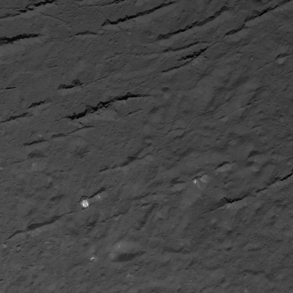 Fractures Across Occator Crater's Floor