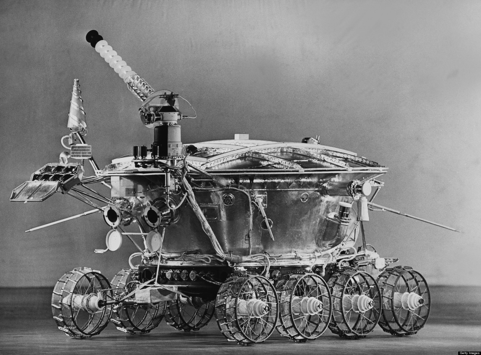 Luna 21 - Retroreflector: Lunokhod 2 Rover - Lunar Resources Registry