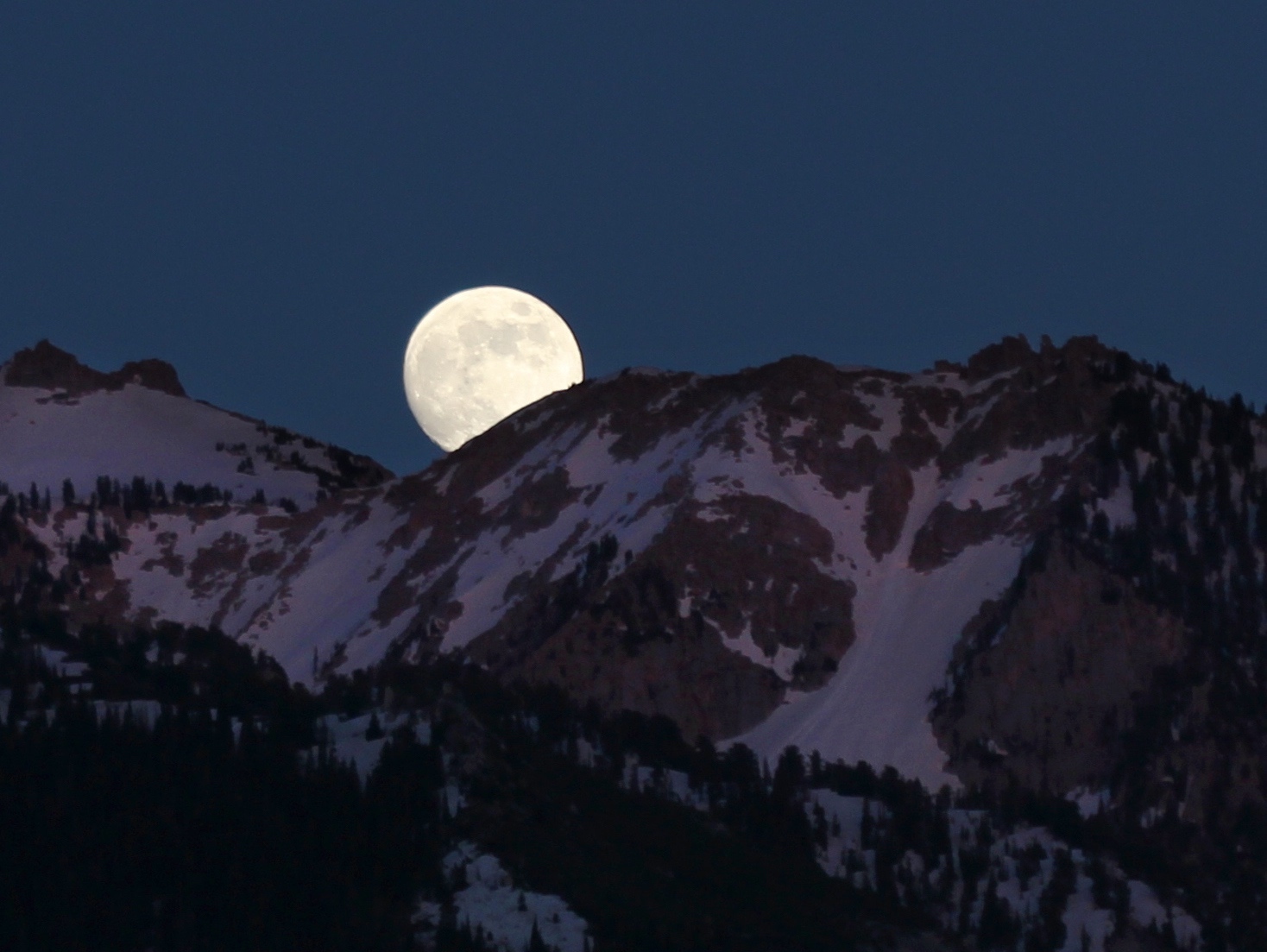 April The Next Full Moon Is A Supermoon Pink Moon Nasa Solar System Exploration