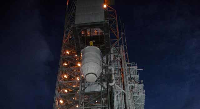 Dawn spacecraft on launch pad