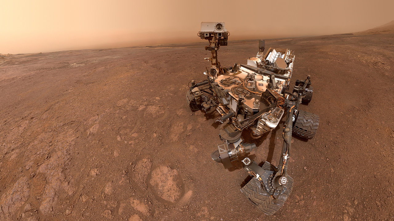 Dusty rover on Mars.