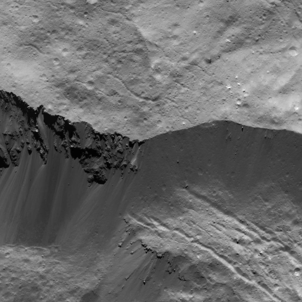Occator Crater Wall