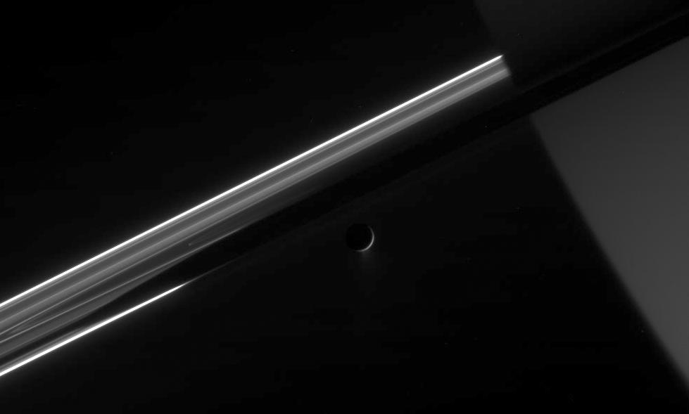Night side of Saturn and Enceladus