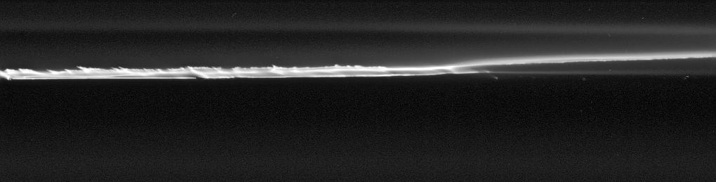 A close-up view of the core of Saturn's F ring
