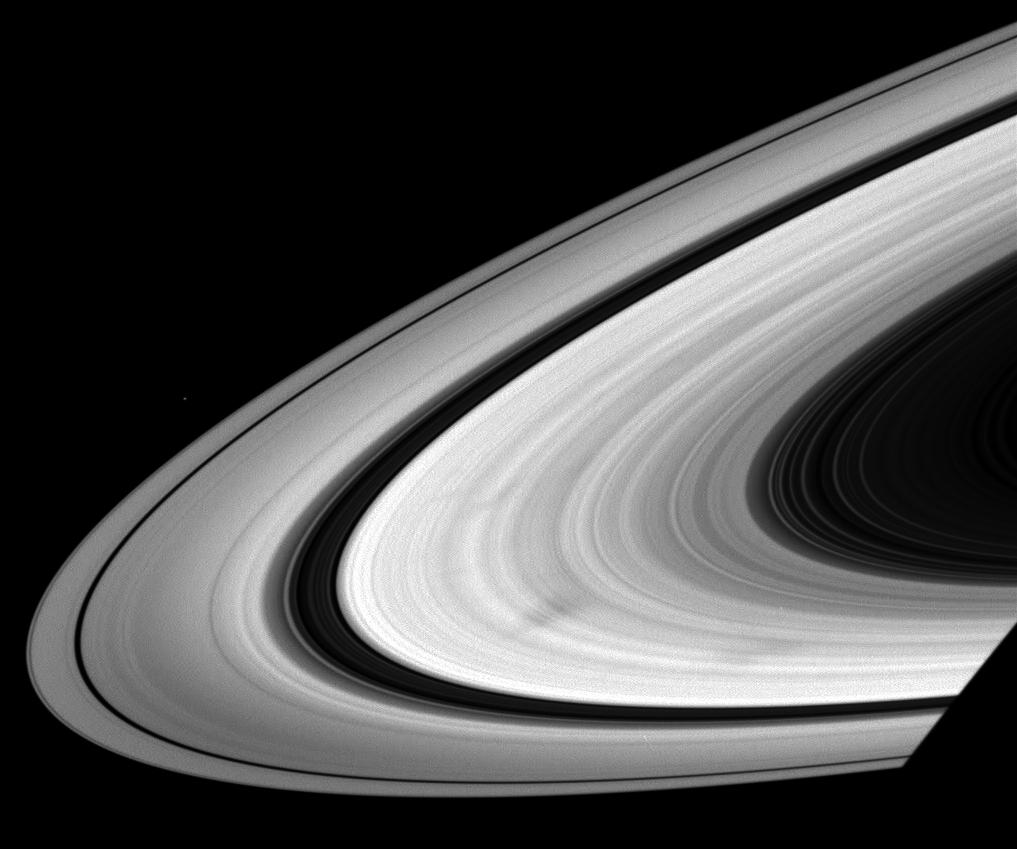 Spokes on Saturn's rings