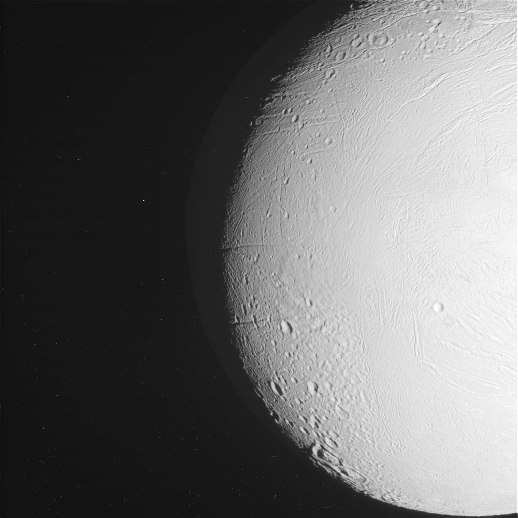 Raw view of Enceladus during the E10 flyby