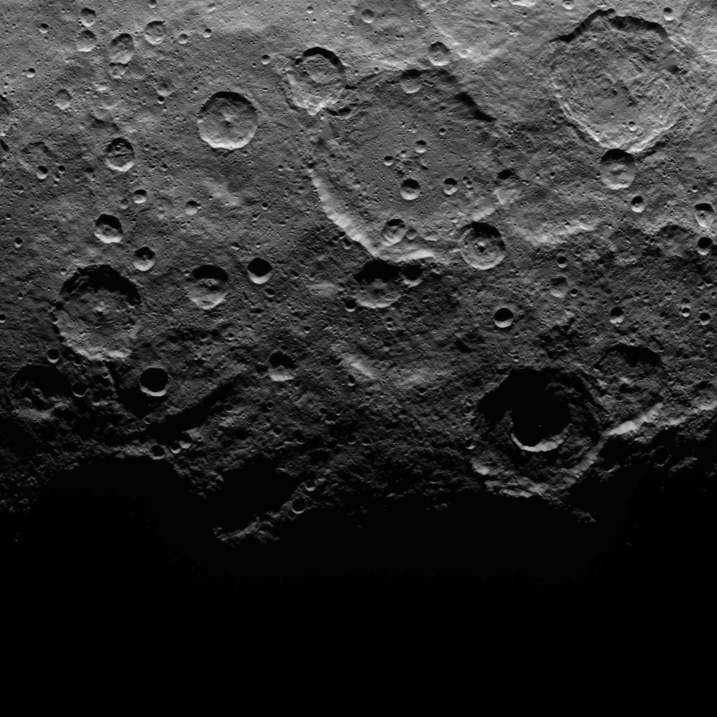 Dawn Survey Orbit Image 20
