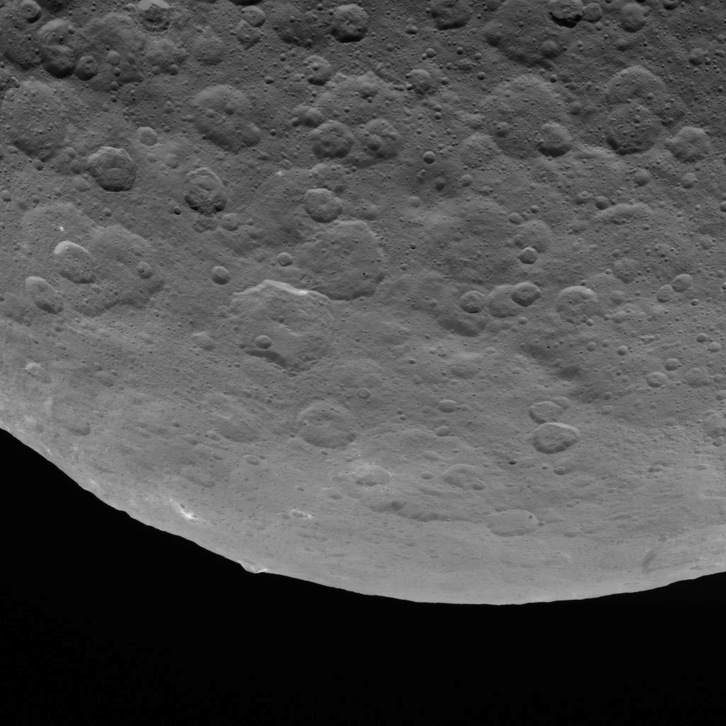 Dawn Survey Orbit Image 19