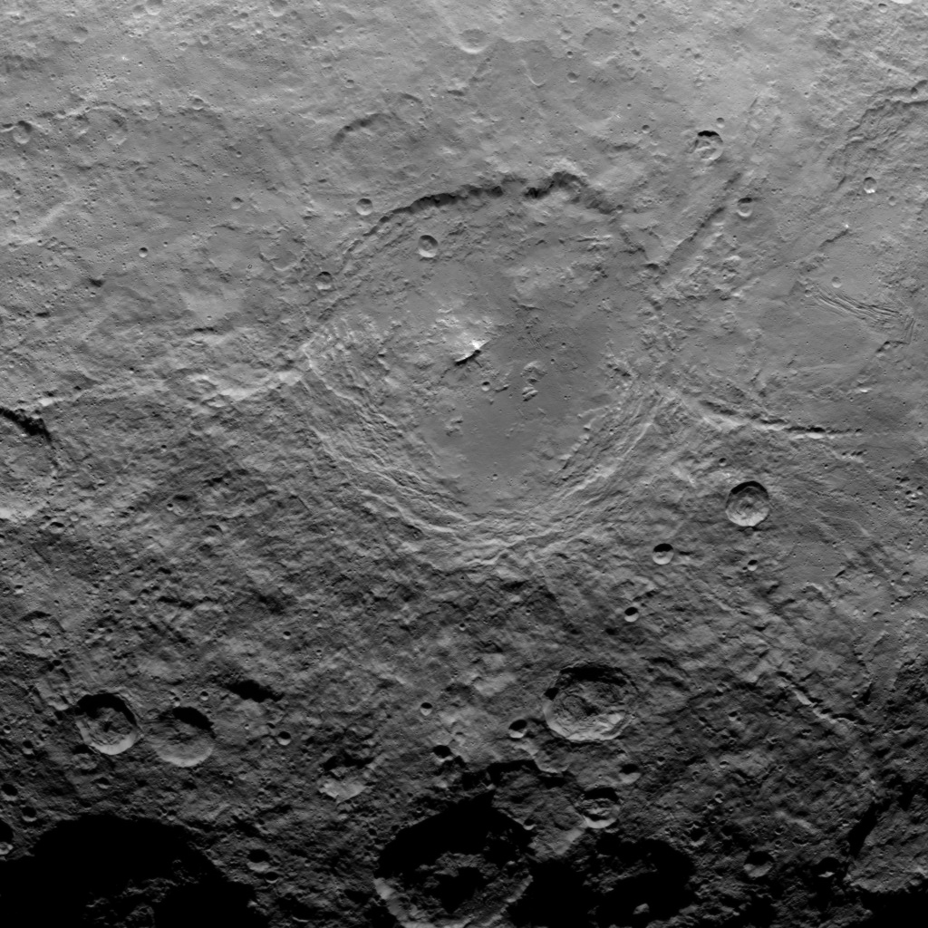 Dawn Survey Orbit Image 7