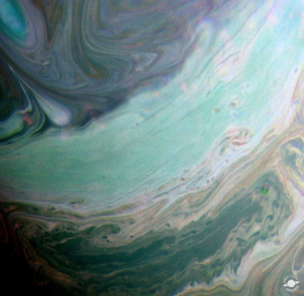 false-color infrared view of Saturn's clouds