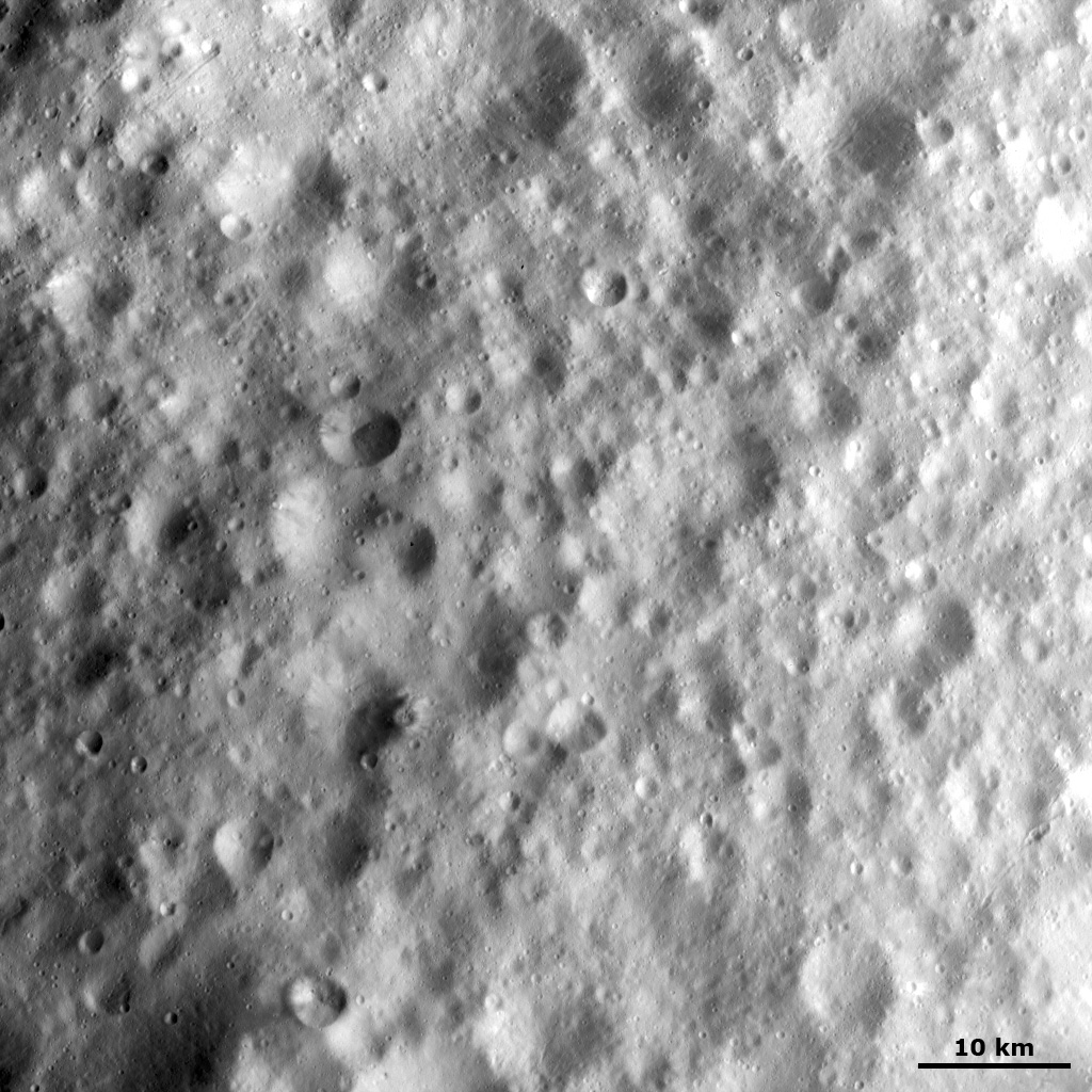 Cratered Terrain in Vesta's Equatorial Region