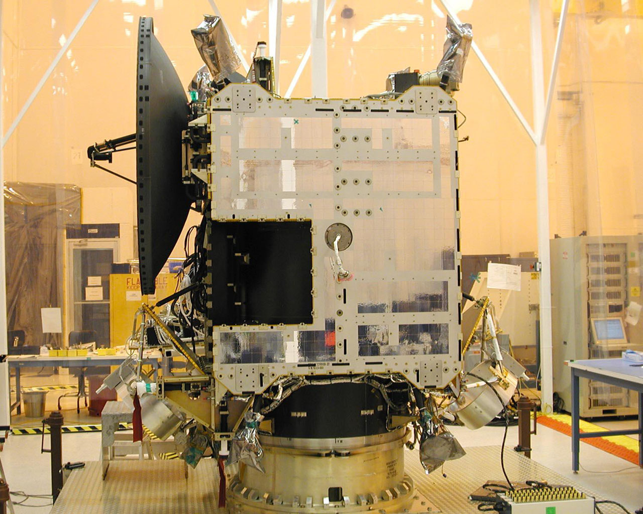 Dawn Spacecraft After Installation of High Gain Antenna