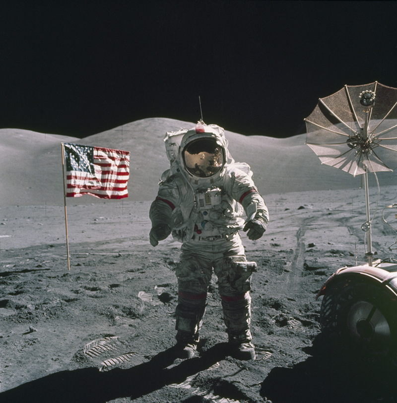 Astronaut on the moon with American flag